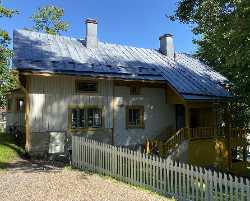 Studio Home of the Heiska Family