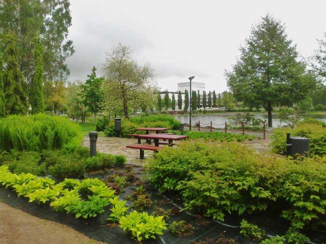 Valkeisenlammen Park