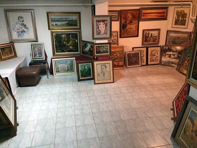 PALITRA Gallery