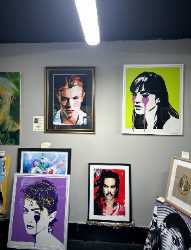 Egoiste Gallery