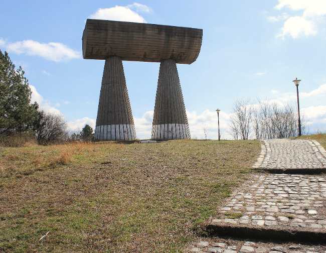 Monument to the heroic miners from Trepča