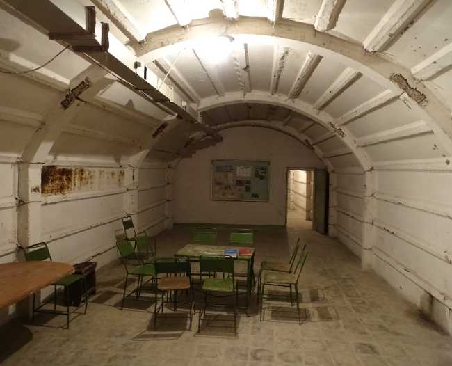 Cold War Tunnel Museum