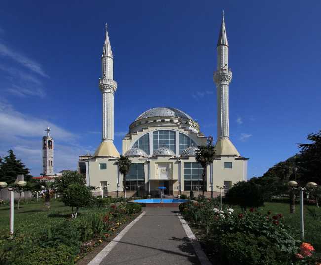 Ebu Bekr Mosque