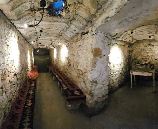 Peeping Tourist Museum