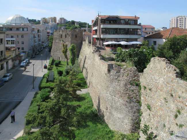 Durrës city wall