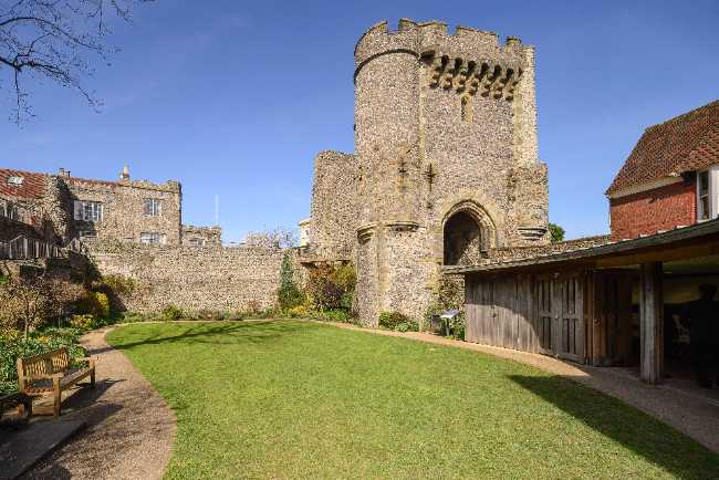 Lewes Castle