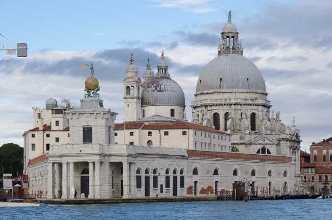 Punta della Dogana