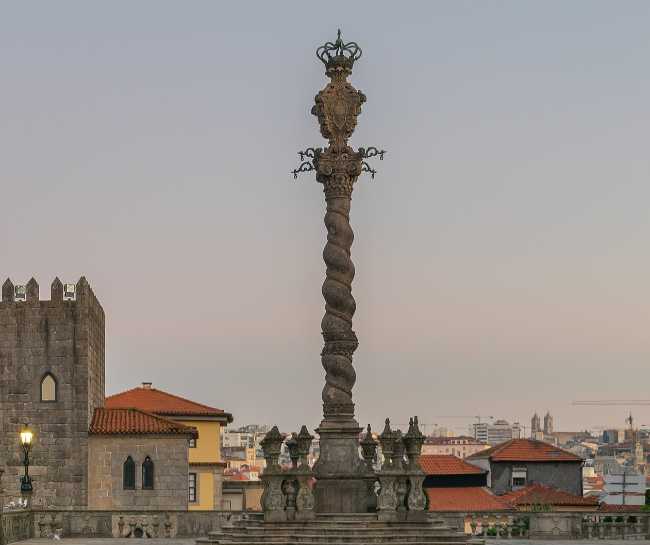 Pillory of Porto