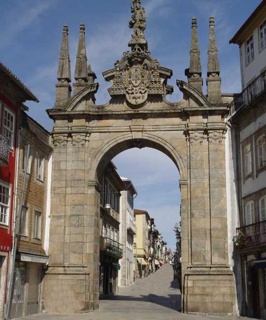 Arco da Porta Nova