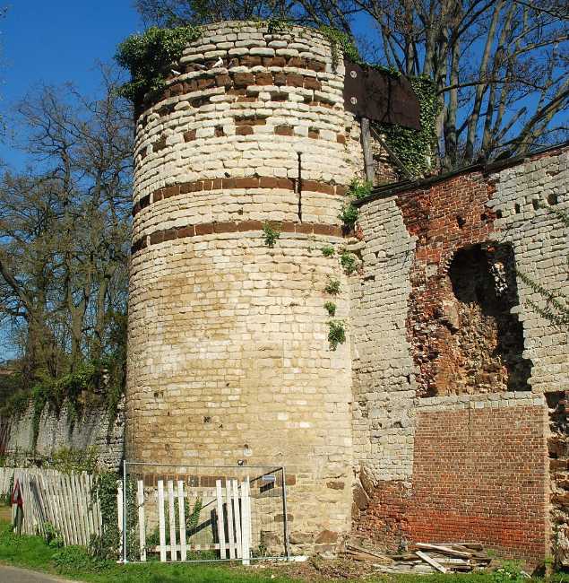 Ruins of oldest Leuven city wall