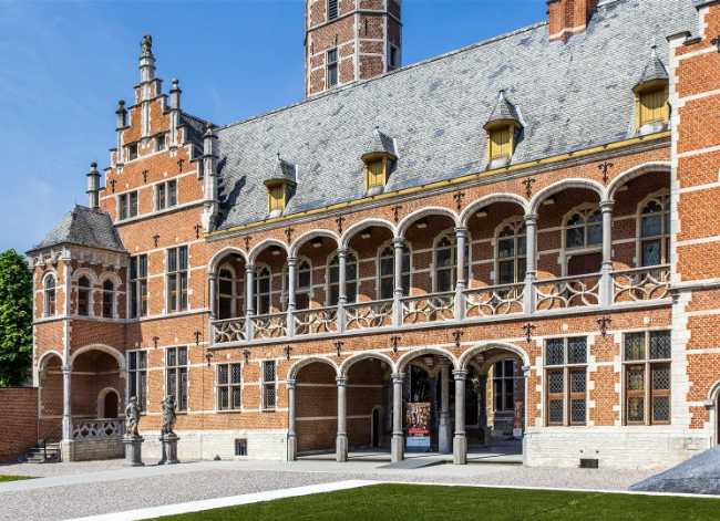 Museum Hof van Busleyden