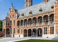 Museum Hof van Busleyden