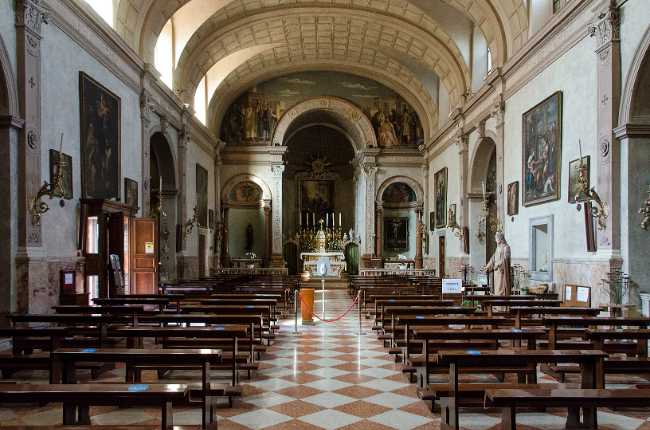 Santi Apostoli, Verona