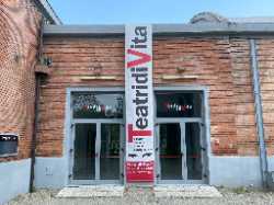 Teatri di Vita