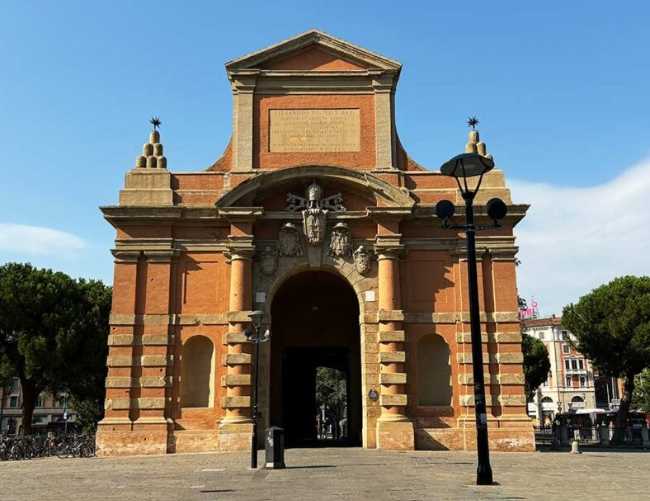 Porta Galliera
