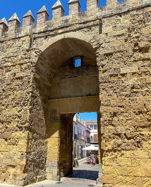 Puerta de Almodóvar