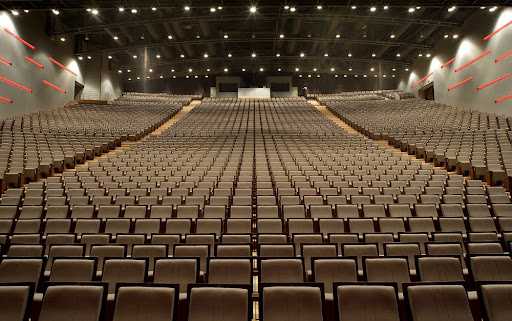 Badminton Theatre