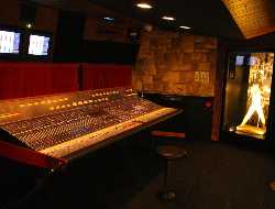 Queen Studio Experience