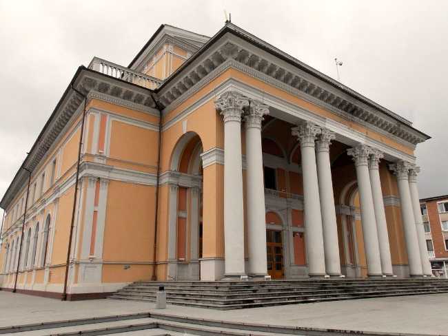 Casa de Cultură Hunedoara