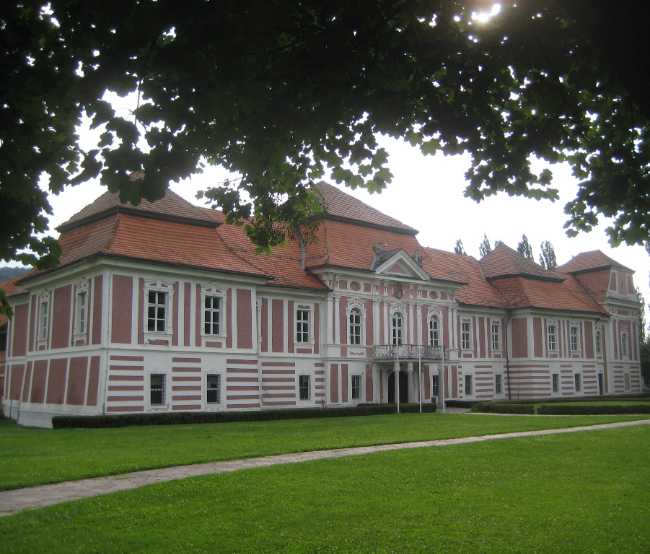 Betnava Castle