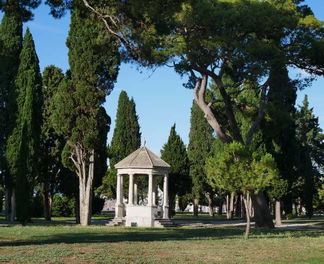 Sustipan Park