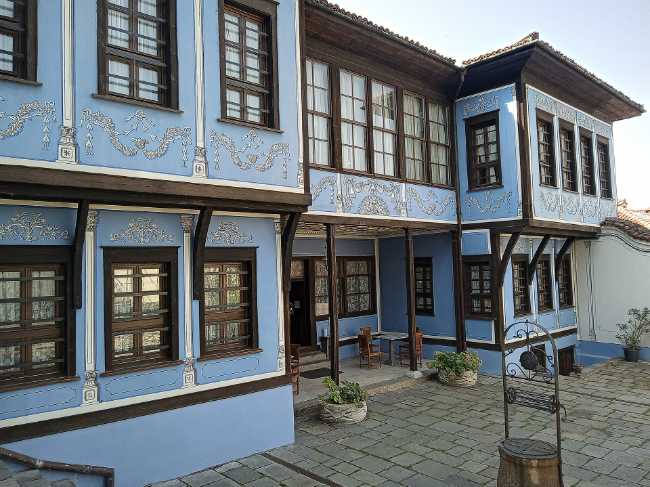 Hindliyan House