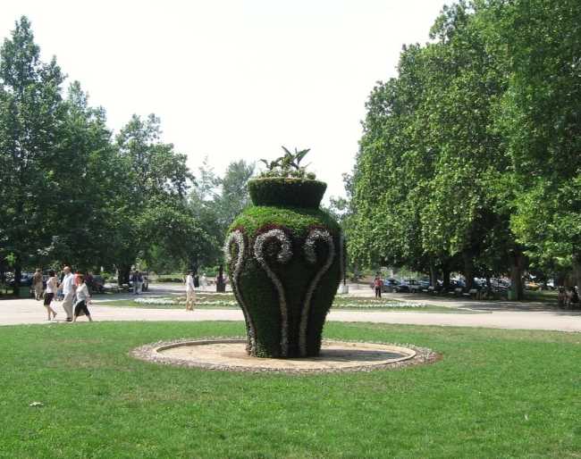 Mladezhki Park