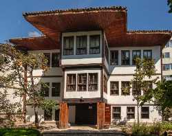 Ovanes Avsharian House Museum