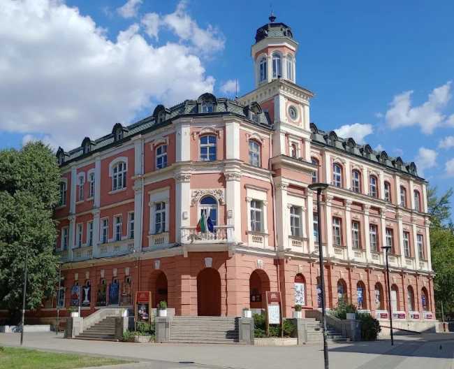 Ivan Radoev Drama and Puppet Theatre