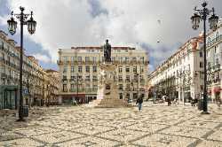 Praça Luís de Camões