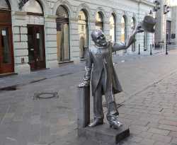 Statue of Schöner Náci