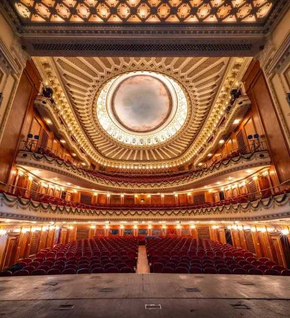 National Opera and Ballet