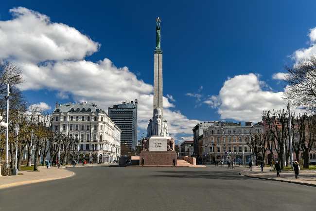 Freedom Monument Square