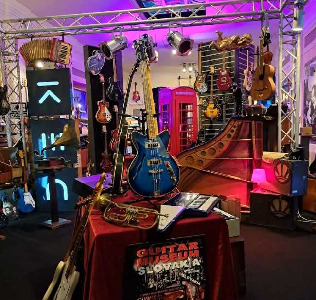 GITAROVÉ MÚZEUM PIEŠŤANY