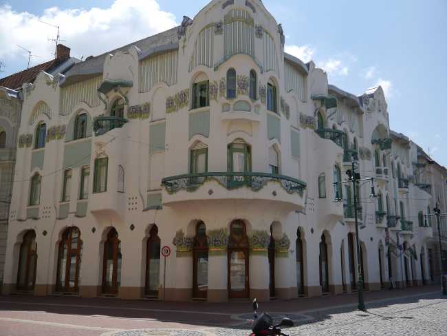 Reök Palace