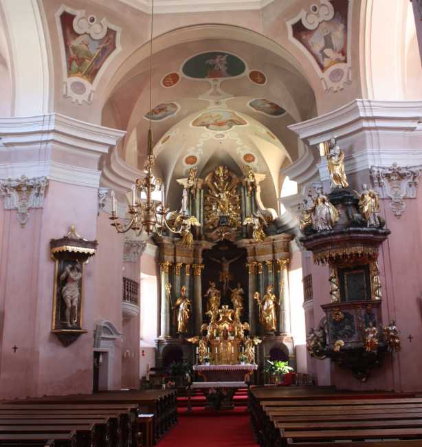 Heiligenkreuz Kirche