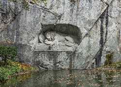Lion Monument