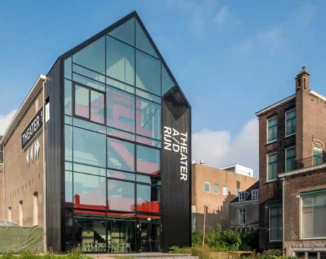 Theater aan de Rijn