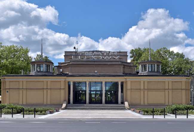 Ludowy Theatre