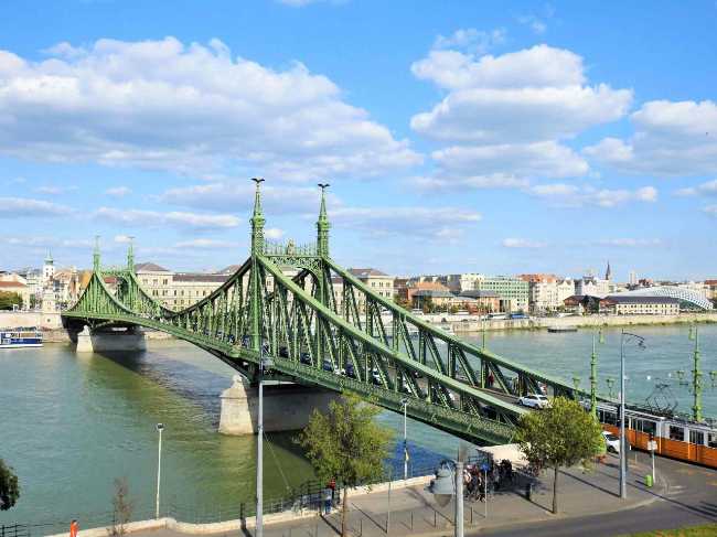 Liberty Bridge