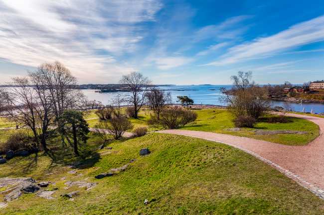 Kaivopuisto Park