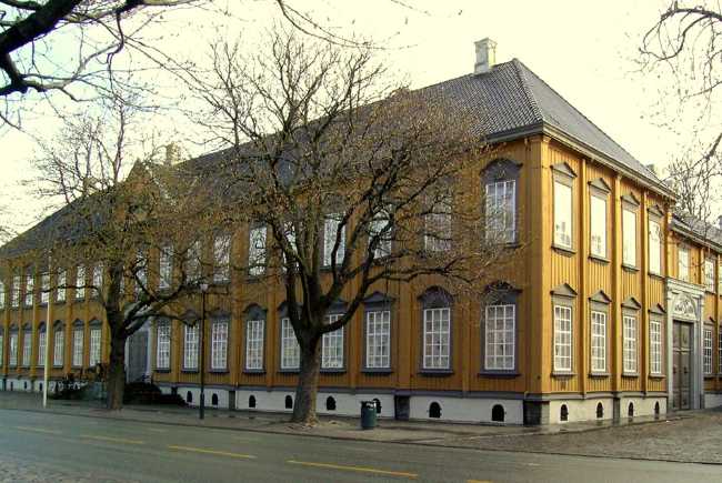 Stiftsgården