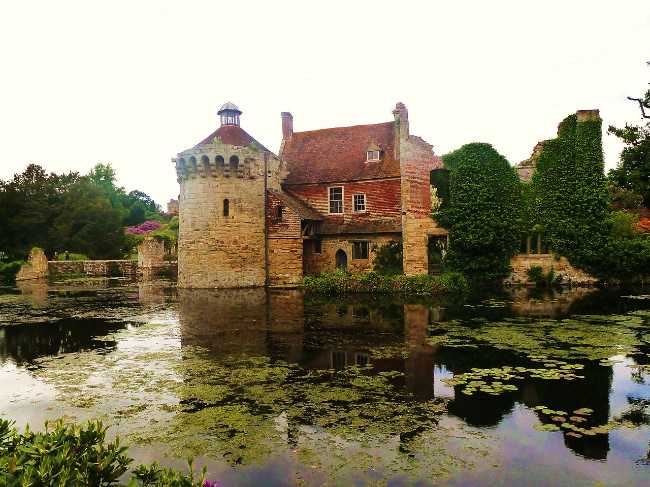 Scotney Castle