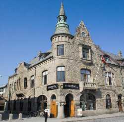 The Art Nouveau Centre & The Art Museum Kube
