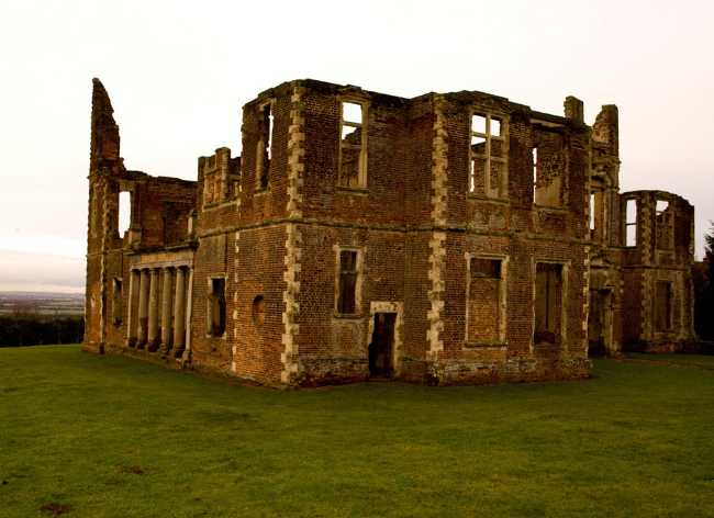 English Heritage - Houghton House