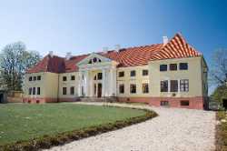 Durbe Manor
