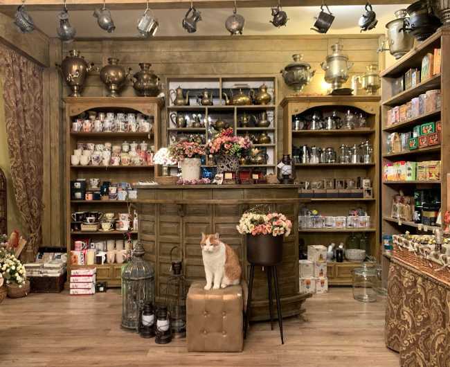 Senovinių arbatinukų galerija