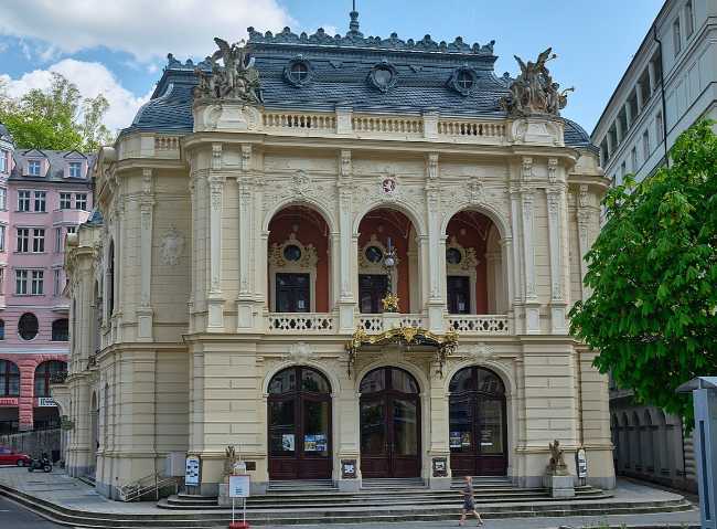 Karlovy Vary City Theatre