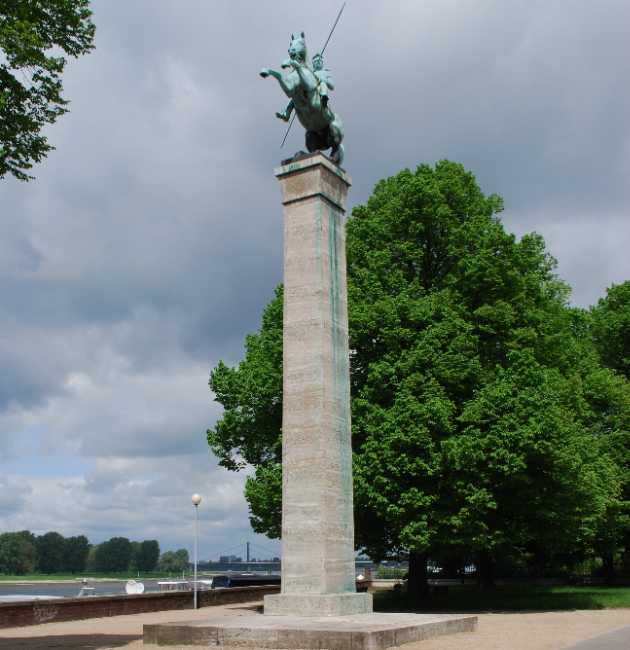 Ulanendenkmal