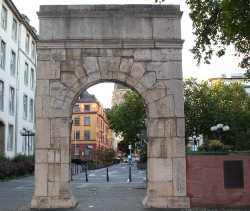 Arch of Dativius Victor
